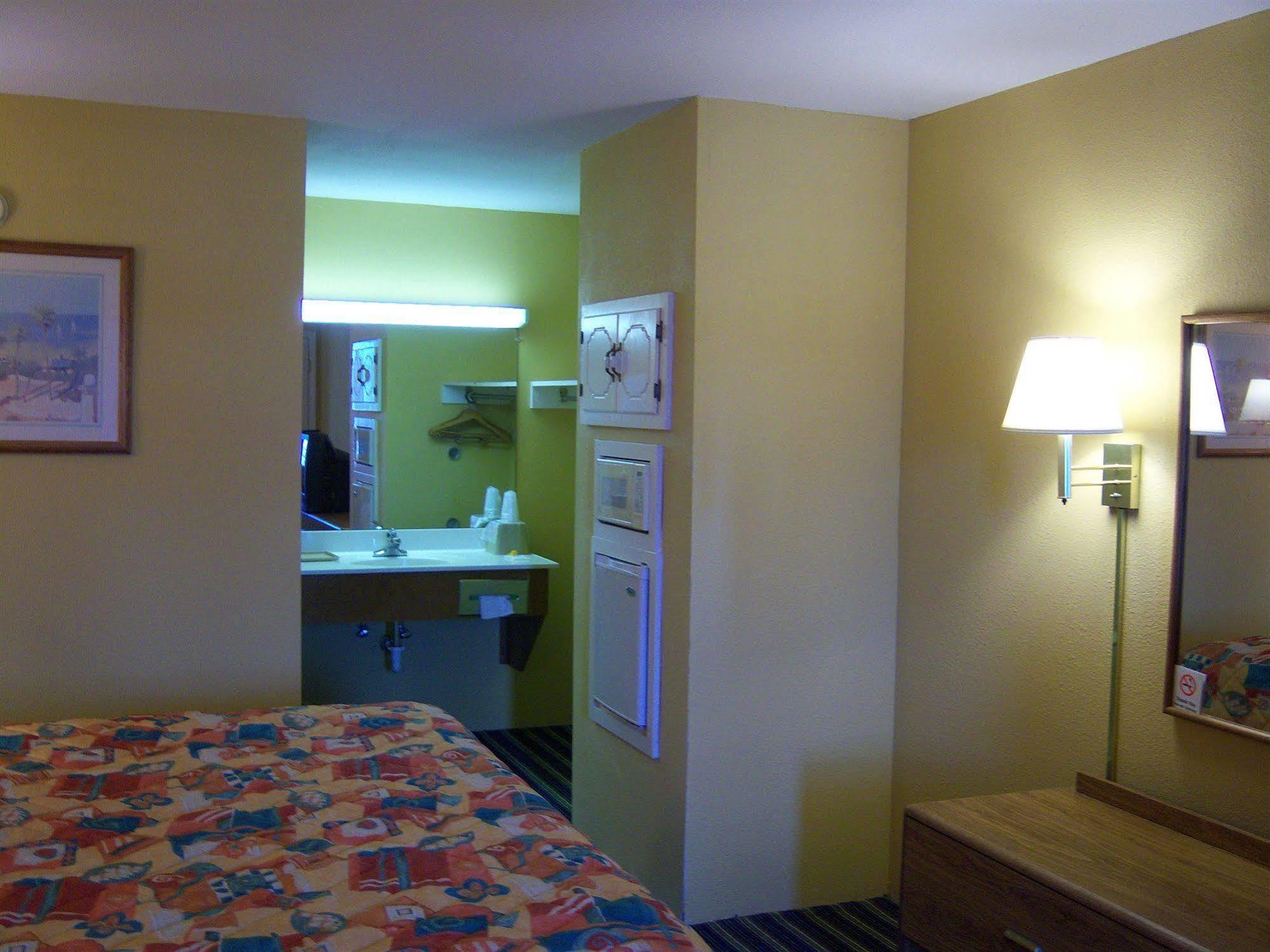 Days Inn Guntersville Dış mekan fotoğraf